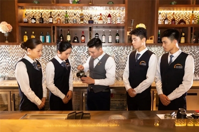 2022年职校选择哪些专业，为餐饮企业管理服务就业前景广阔